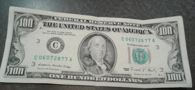 Counterfeit Series 1988 $100 Federal Reserve note, front